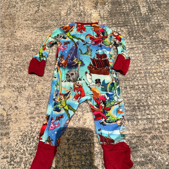 Disney’s Peter Pan Vibrant Red and Blue Cartoon Footies One Piece - Picture 3 of 3